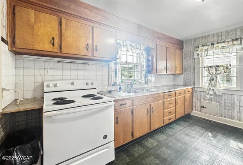 329 Gordon Avenue, Van Wert, Ohio, 3 Bedrooms Bedrooms, ,1 BathroomBathrooms,Residential,For Sale,Gordon,307679
