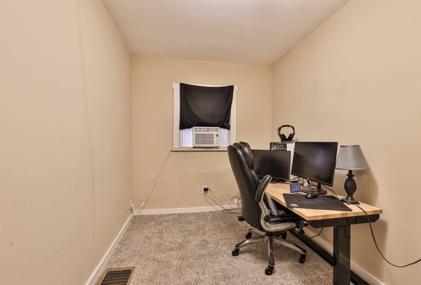 016-Bedroom-3