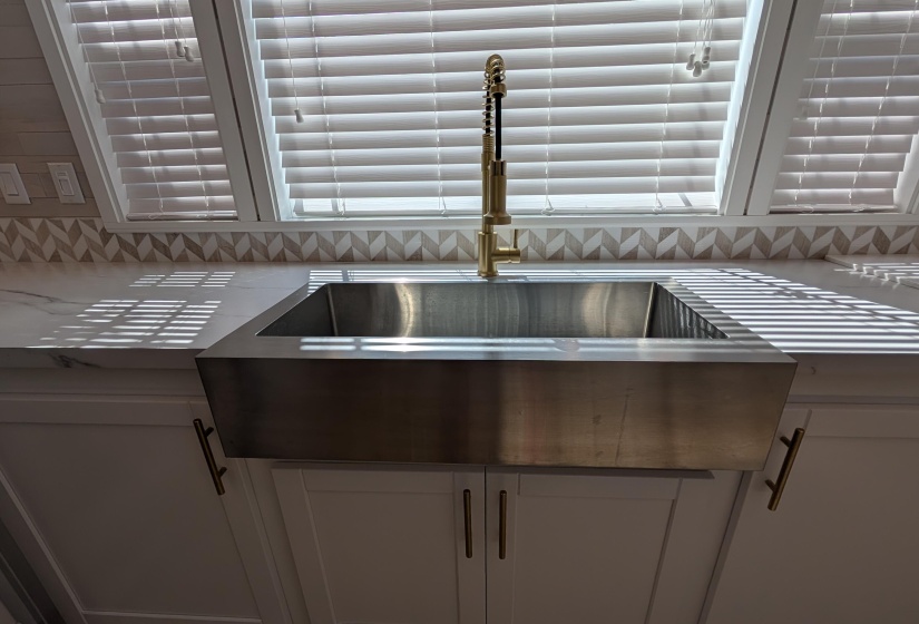 SS Sink