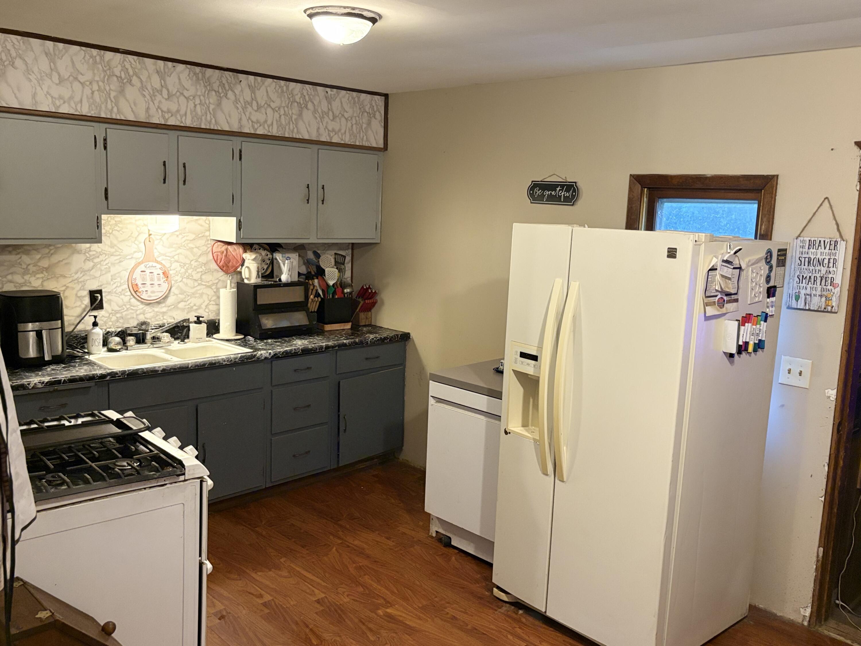 407 Marion Street, McGuffey, Ohio 45859