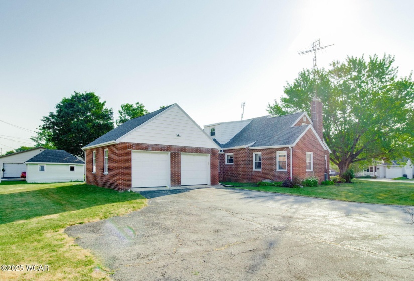425 Main Street, Spencerville, Ohio, 3 Bedrooms Bedrooms, ,2 BathroomsBathrooms,Residential,For Sale,Main,307680