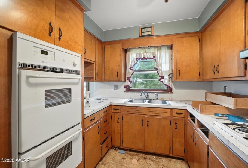 132 Waddle Street, Findlay, Ohio, 3 Bedrooms Bedrooms, ,1 BathroomBathrooms,Residential,For Sale,Waddle,307681
