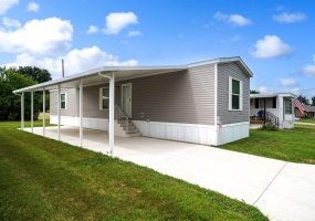 1091 Dayton-Lakeview Road, New Carlisle, Ohio 45344, 2 Bedrooms Bedrooms, ,2 BathroomsBathrooms,Residential,For Sale,Dayton-Lakeview,1040095