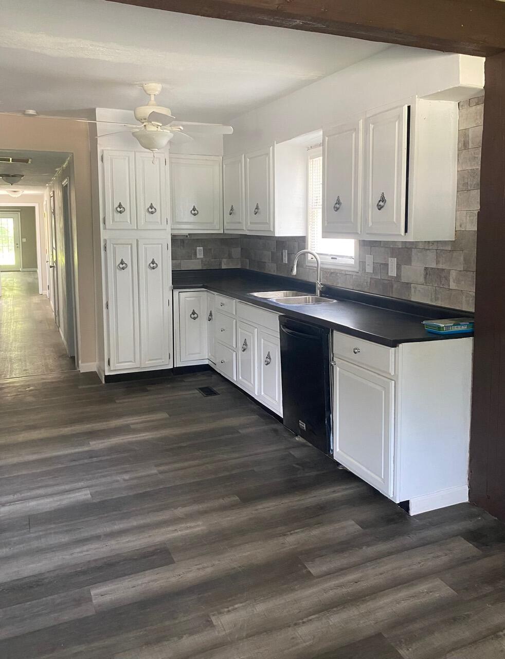 2504 Sunset Avenue, Springfield, Ohio 45505