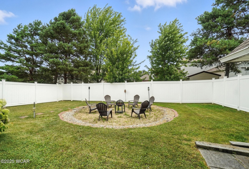 1110 Poppy Drive, Wapakoneta, Ohio, 3 Bedrooms Bedrooms, ,2 BathroomsBathrooms,Residential,For Sale,Poppy,307686