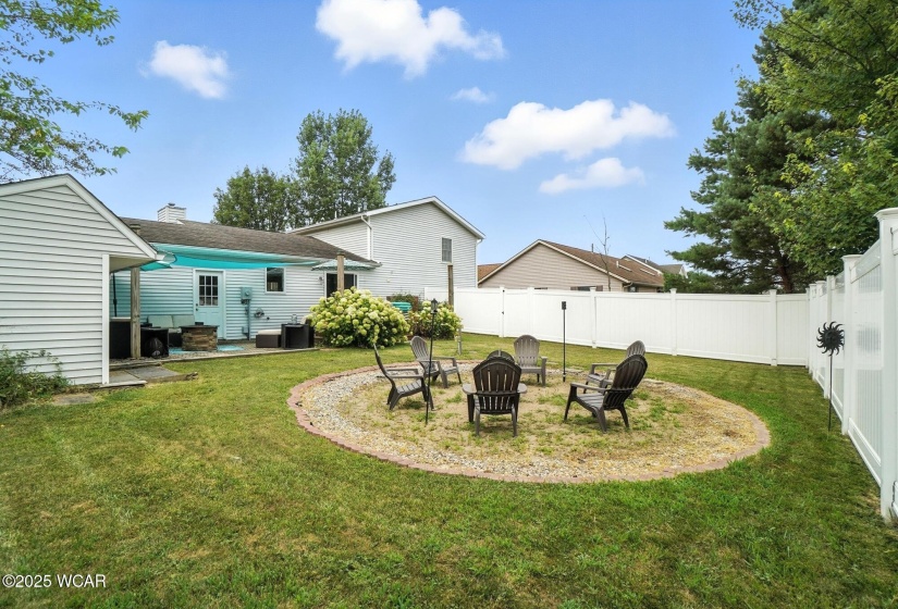 1110 Poppy Drive, Wapakoneta, Ohio, 3 Bedrooms Bedrooms, ,2 BathroomsBathrooms,Residential,For Sale,Poppy,307686