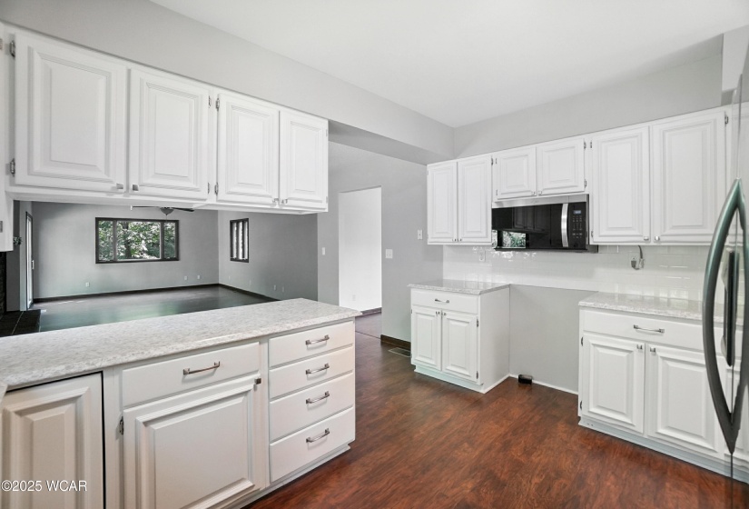 3798 Kissinghollow Drive, Lima, Ohio, 4 Bedrooms Bedrooms, ,2 BathroomsBathrooms,Residential,For Sale,Kissinghollow,307688