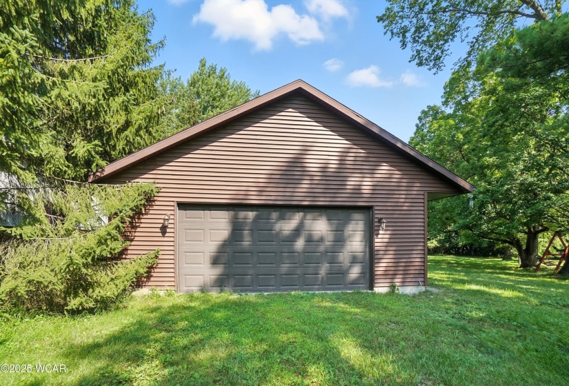 2 car garage on the left side of house
