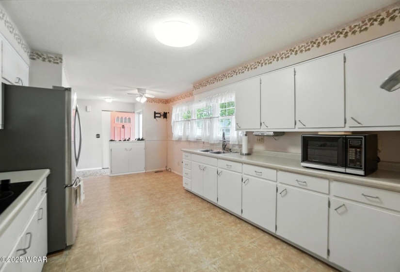 2589 Debbie Drive, Lima, Ohio, 3 Bedrooms Bedrooms, ,1 BathroomBathrooms,Residential,For Sale,Debbie,307689
