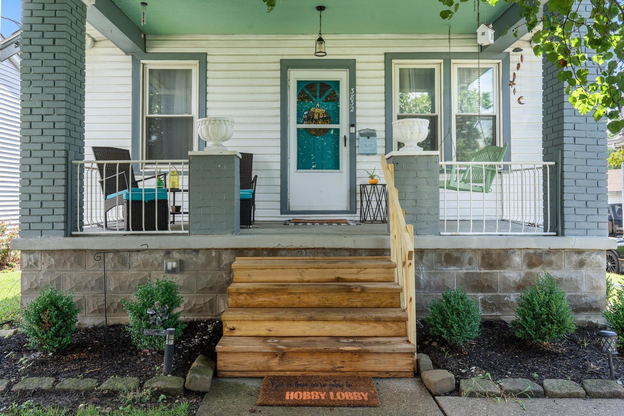 3832 Ebenezer Road, Cincinnati, Ohio 45248
