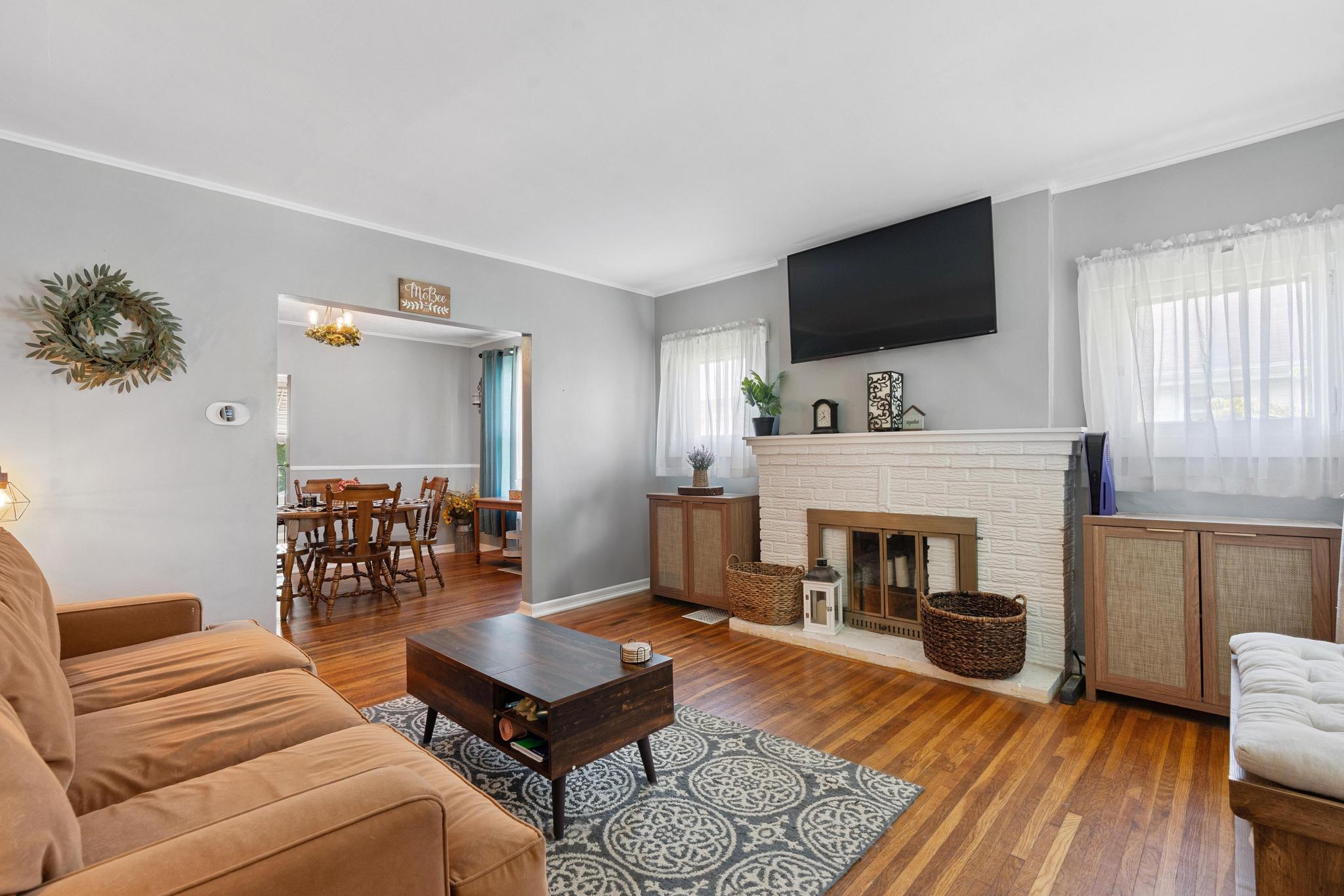 3832 Ebenezer Road, Cincinnati, Ohio 45248