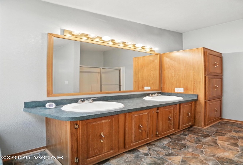 104 Burntwood Drive, Lima, Ohio, 3 Bedrooms Bedrooms, ,2 BathroomsBathrooms,Residential,For Sale,Burntwood,307697