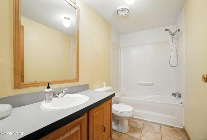 104 Burntwood Drive, Lima, Ohio, 3 Bedrooms Bedrooms, ,2 BathroomsBathrooms,Residential,For Sale,Burntwood,307697