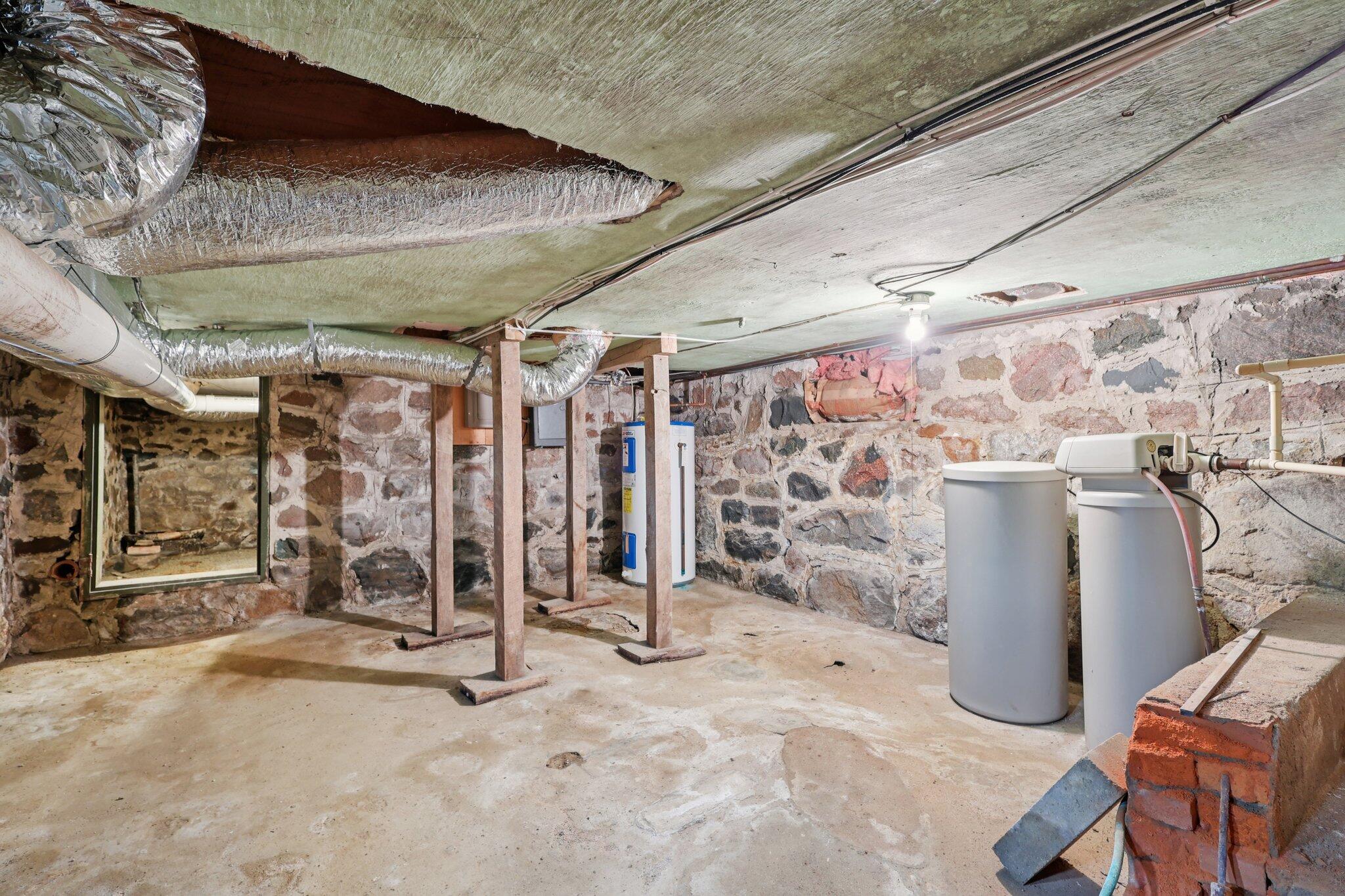 8293 Pitsburg Laura Road, Arcanum, Ohio 45304