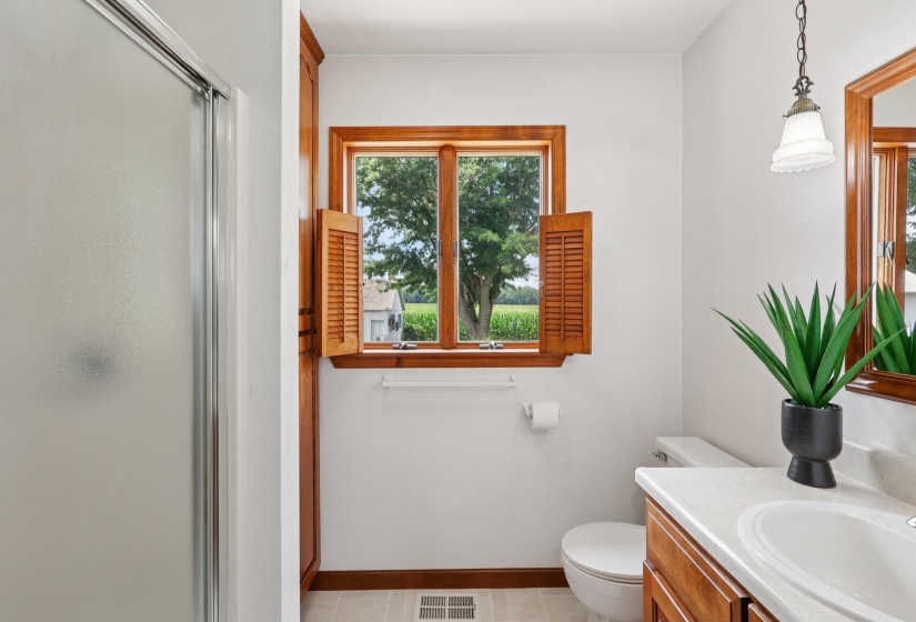 43-web-or-mls-Pitsburg-Laura Rd-S1707-04