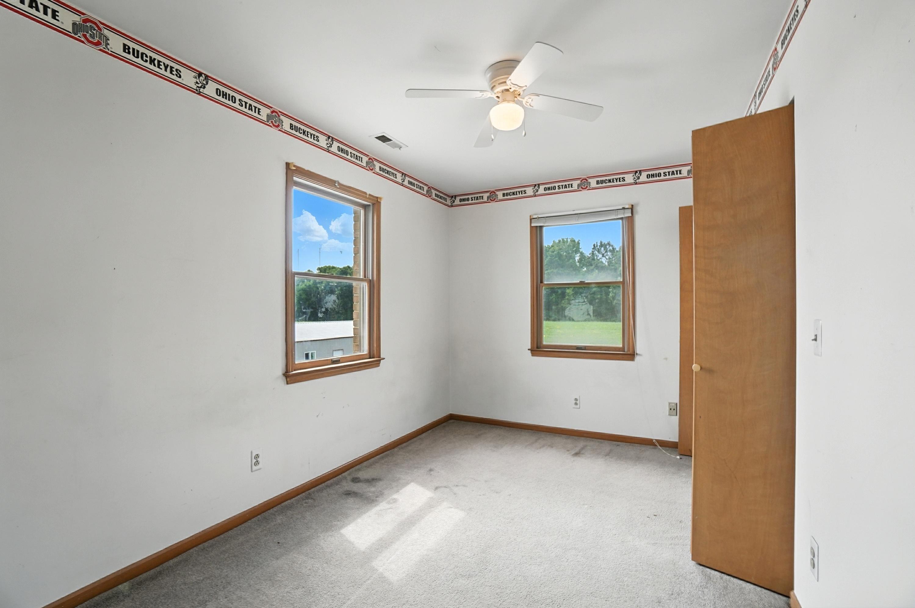 1035 possum Road, Springfield, Ohio 45502