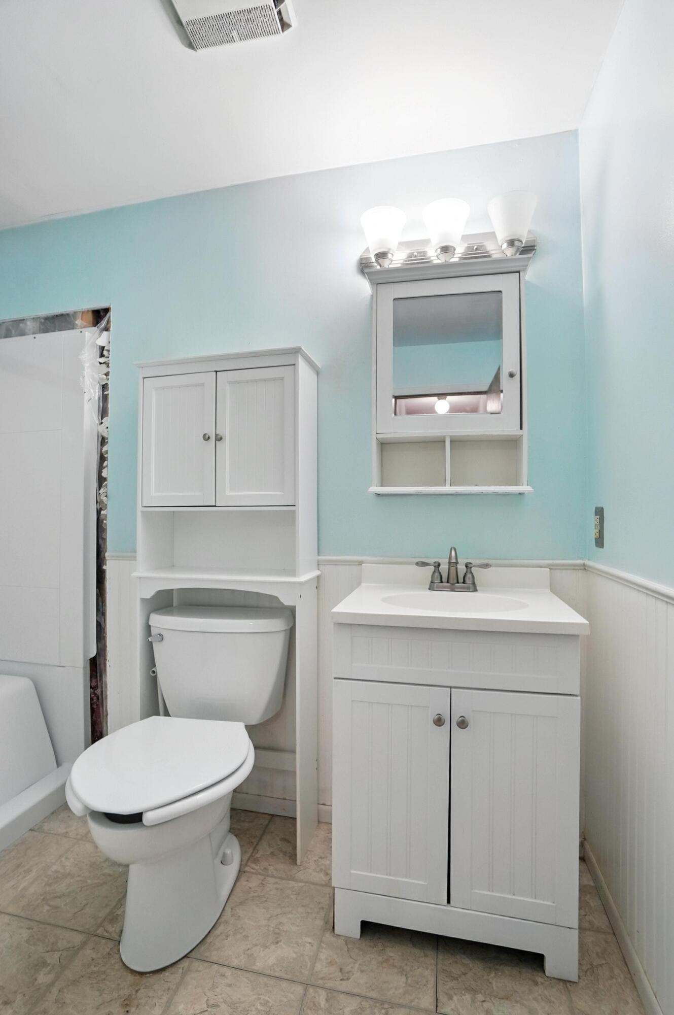 1035 possum Road, Springfield, Ohio 45502