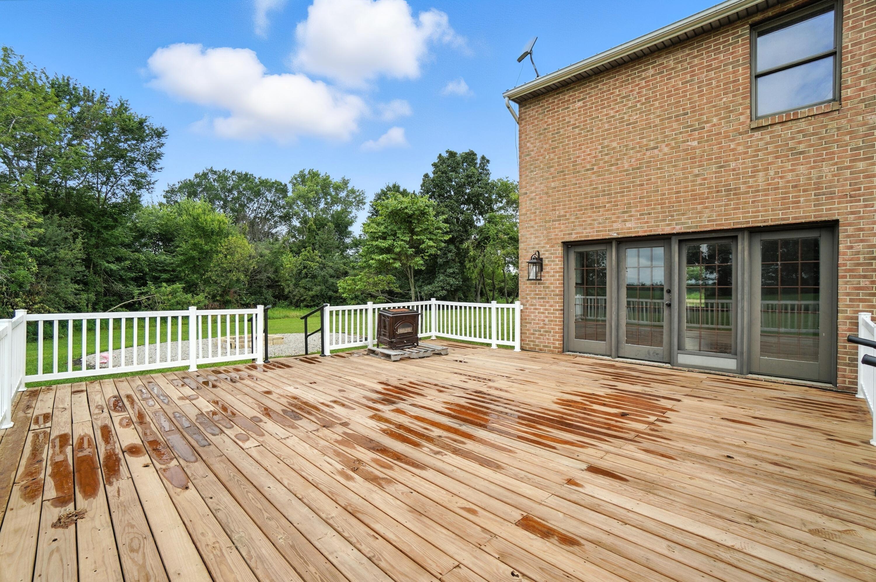 1035 possum Road, Springfield, Ohio 45502