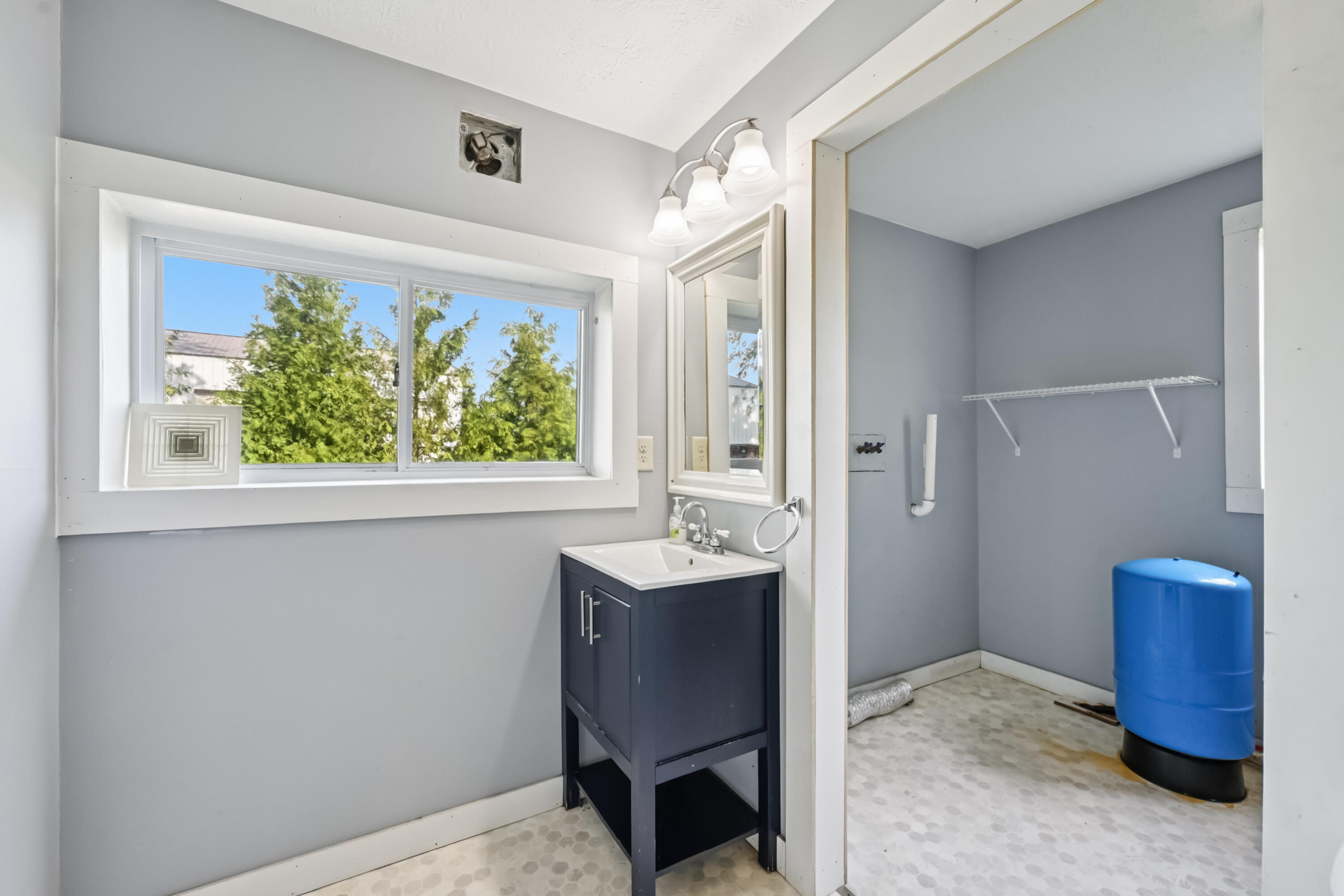 25883 Lunda Road, West Mansfield, Ohio 43358