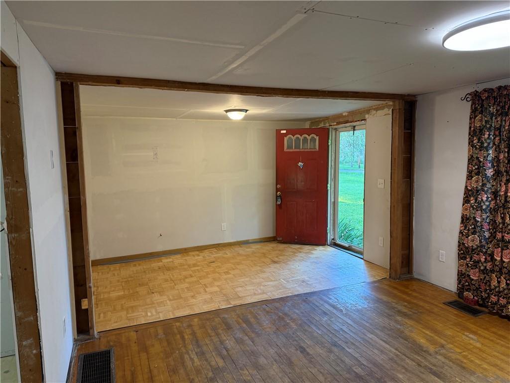 4904 Alpha Road, Springfield, Ohio 45504