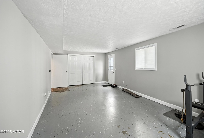 12126 Pamela Drive, Kenton, Ohio, 5 Bedrooms Bedrooms, ,3 BathroomsBathrooms,Residential,For Sale,Pamela,307712