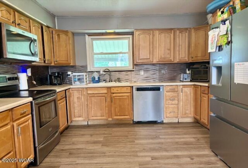 208 6th Street, Continental, Ohio, 3 Bedrooms Bedrooms, ,1 BathroomBathrooms,Residential,For Sale,6th,307713