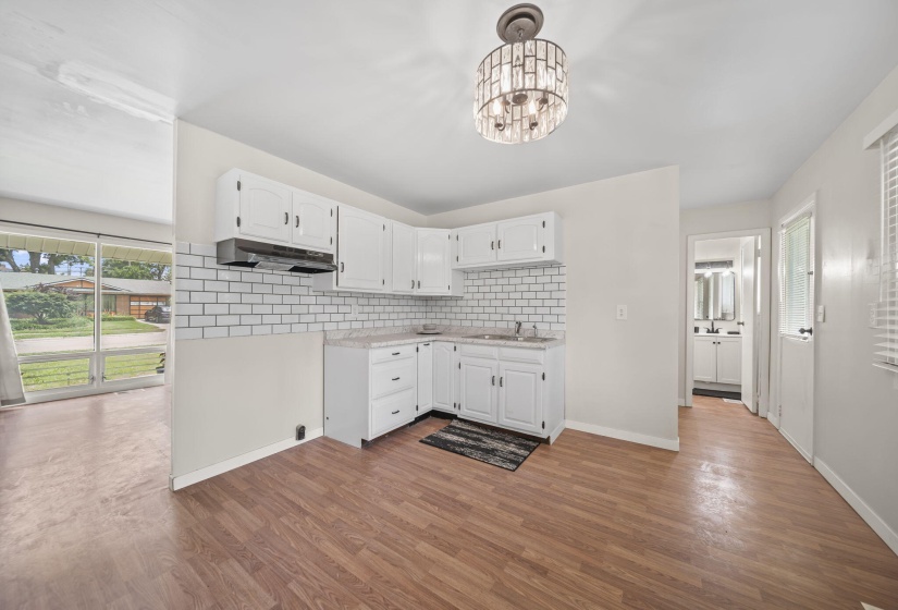 14-web-or-mls-A7408177