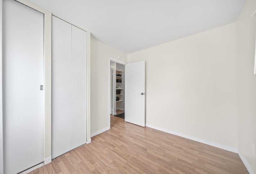 25-web-or-mls-A7408213