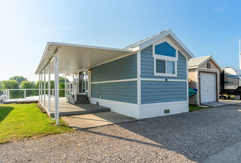 Exterior-1
