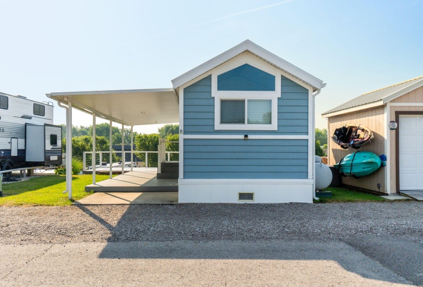 Exterior-3