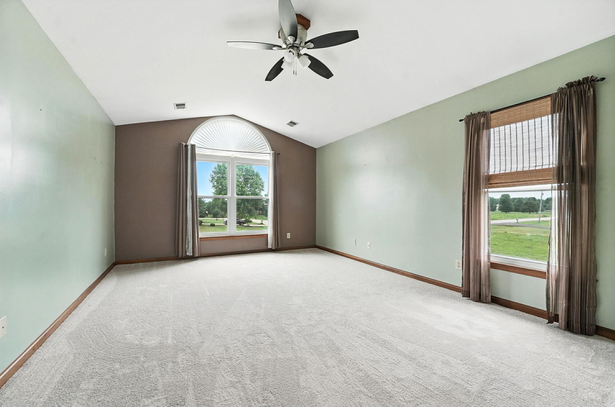 5405 Knollwood Road, Springfield, Ohio 45502