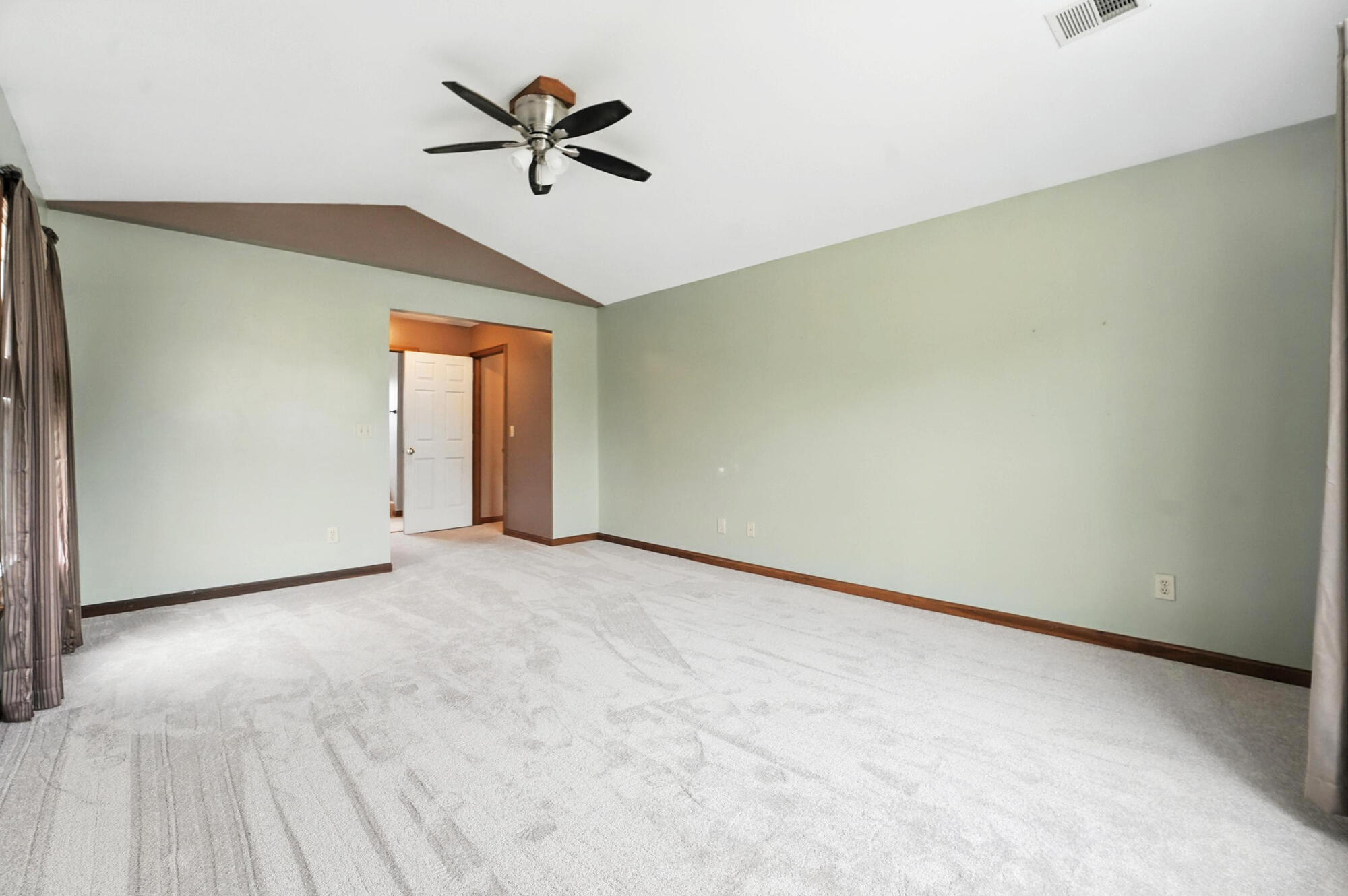 5405 Knollwood Road, Springfield, Ohio 45502