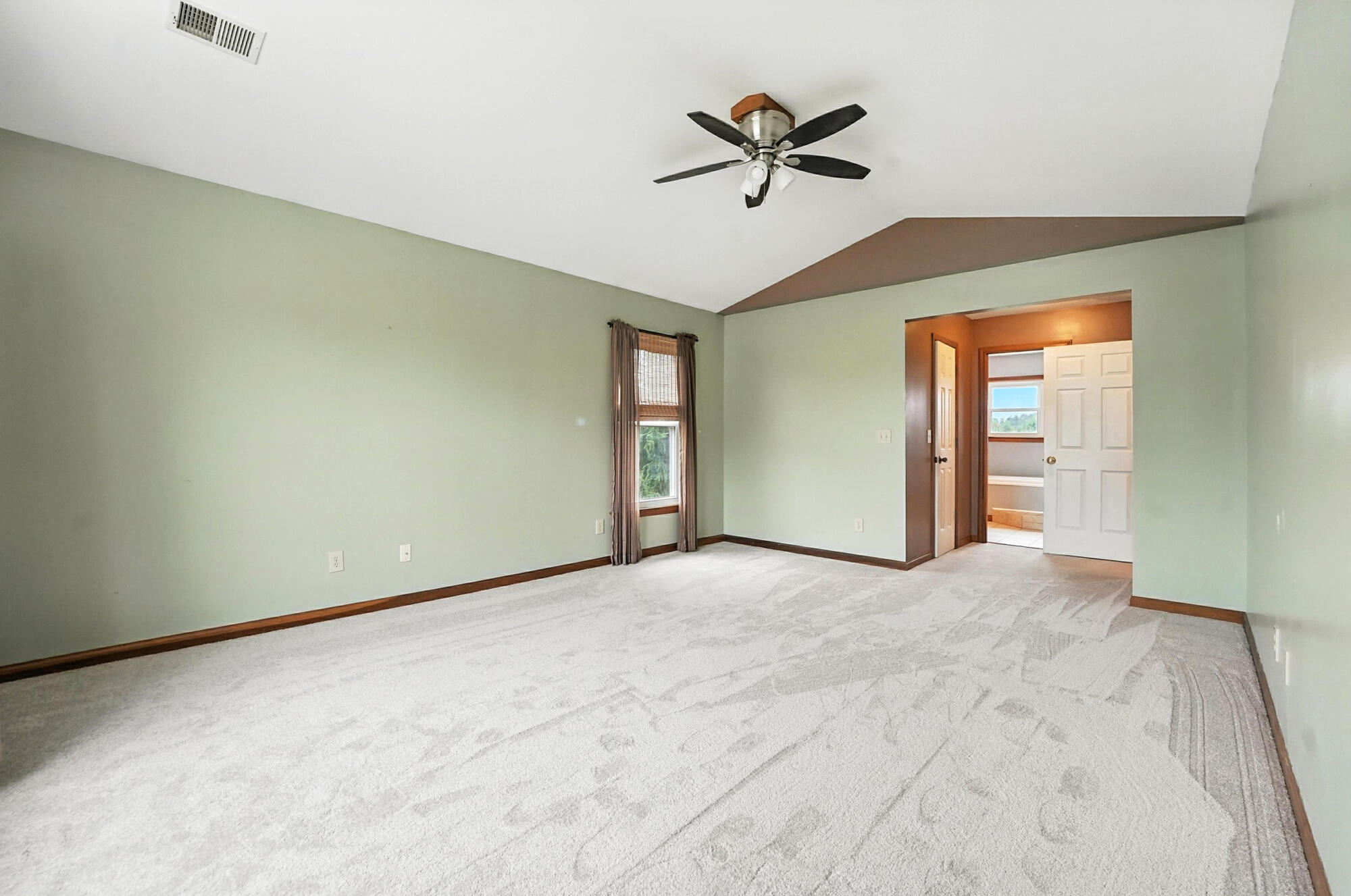 5405 Knollwood Road, Springfield, Ohio 45502