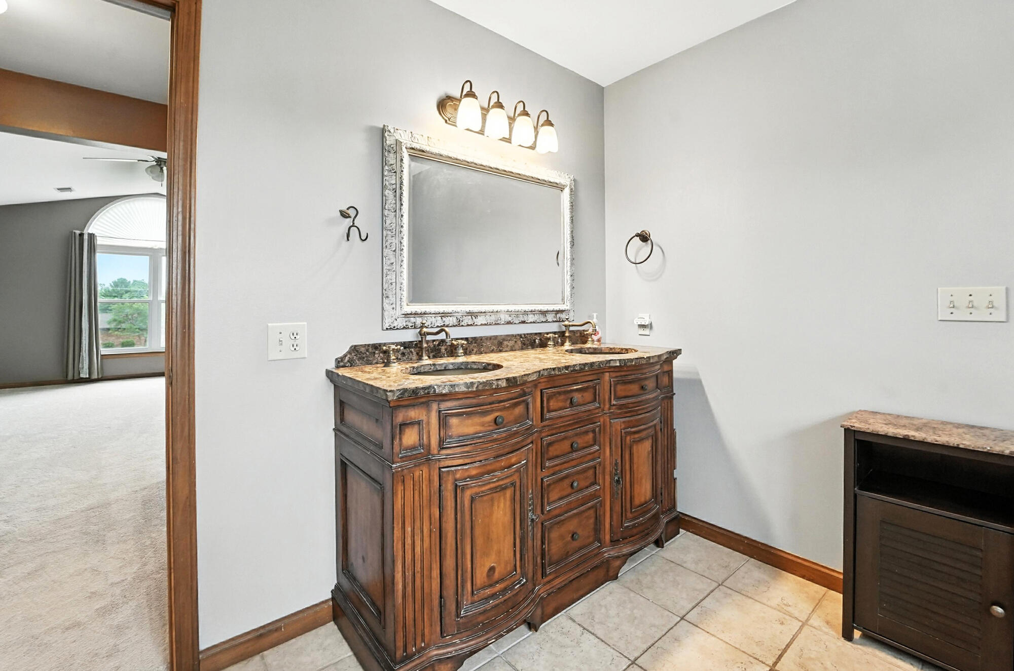 5405 Knollwood Road, Springfield, Ohio 45502