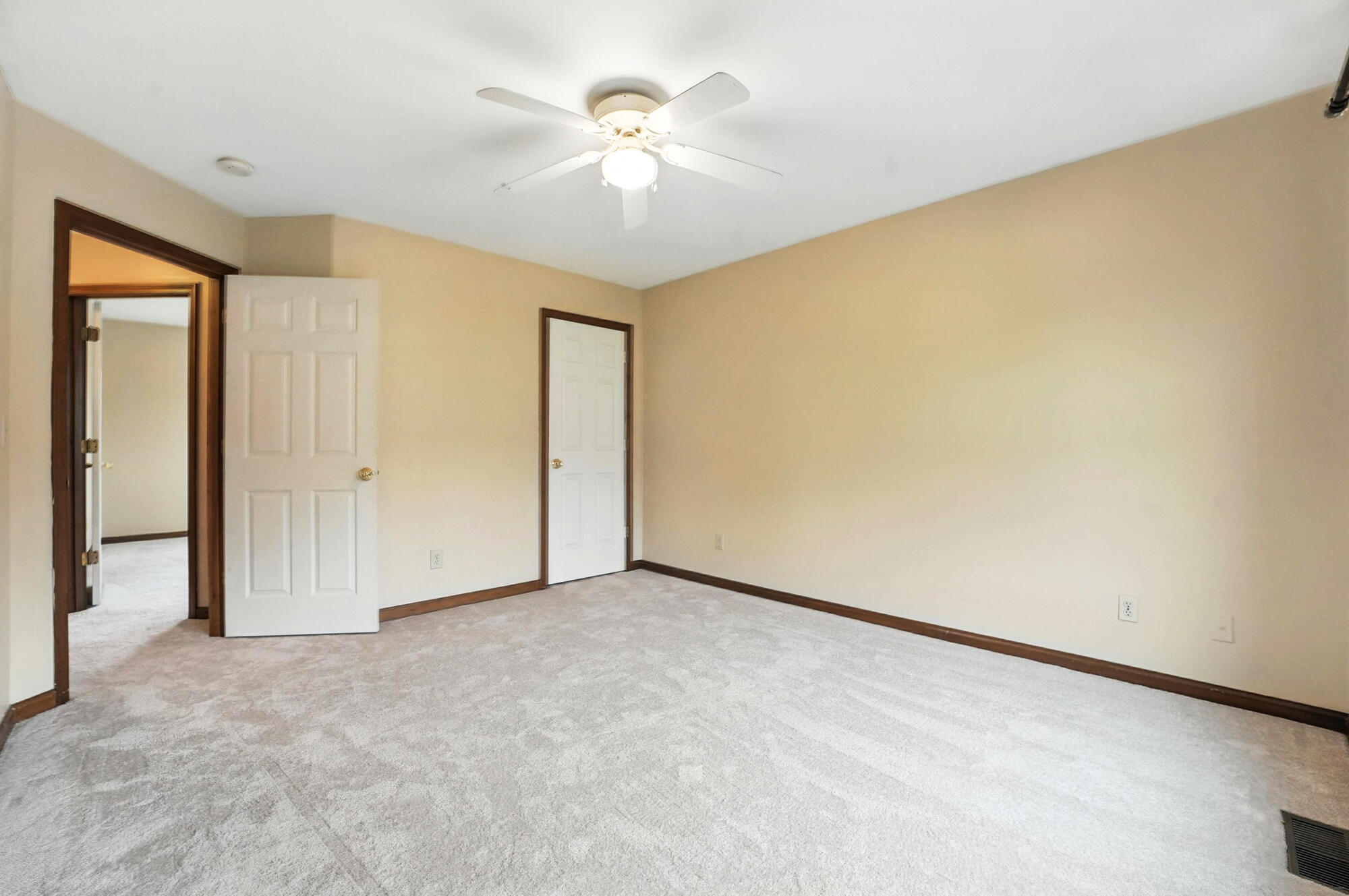 5405 Knollwood Road, Springfield, Ohio 45502