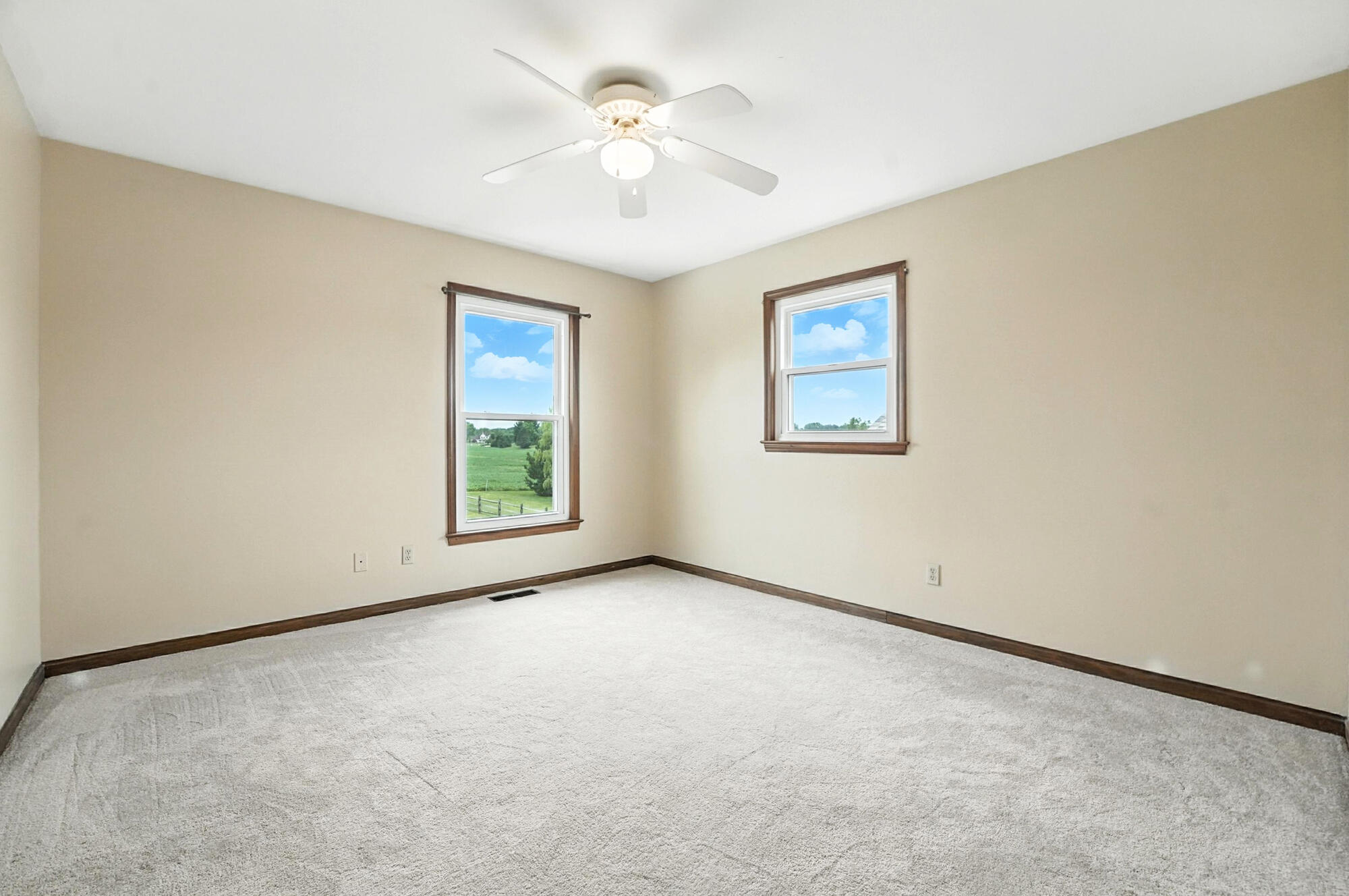 5405 Knollwood Road, Springfield, Ohio 45502