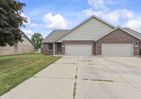 2930 Delaware Circle, Piqua, Ohio 45356, 3 Bedrooms Bedrooms, ,2 BathroomsBathrooms,Residential,For Sale,Delaware,1040158