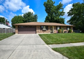 6851 Locustview Drive, Dayton, Ohio 45424, 3 Bedrooms Bedrooms, ,2 BathroomsBathrooms,Residential,For Sale,Locustview,1040160