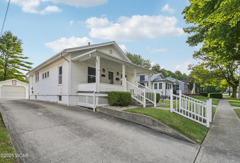 733 Eastern Avenue, Bellefontaine, Ohio, 2 Bedrooms Bedrooms, ,1 BathroomBathrooms,Residential,For Sale,Eastern,307707