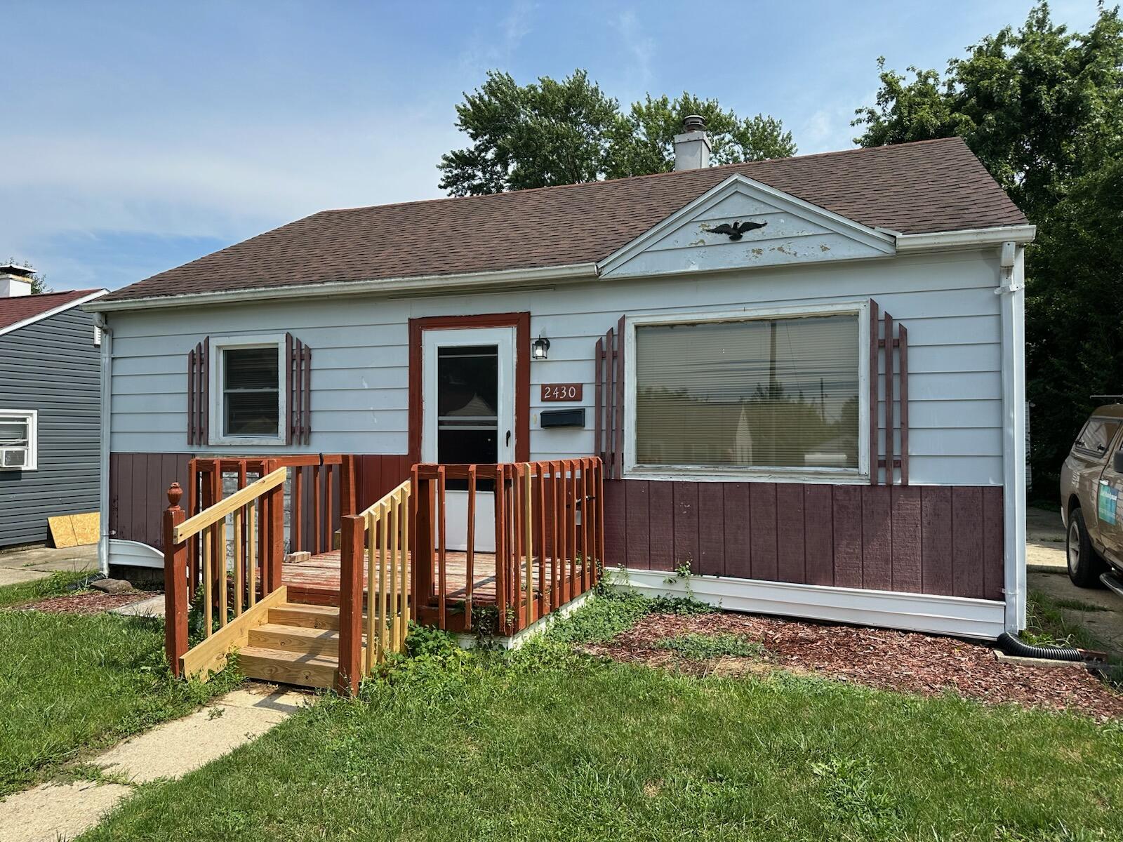2430 Mayfair Drive, Springfield, Ohio 45505