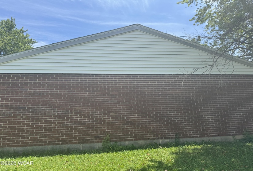 806 Canterbury Drive, Wapakoneta, Ohio, 3 Bedrooms Bedrooms, ,1 BathroomBathrooms,Residential,For Sale,Canterbury,307721