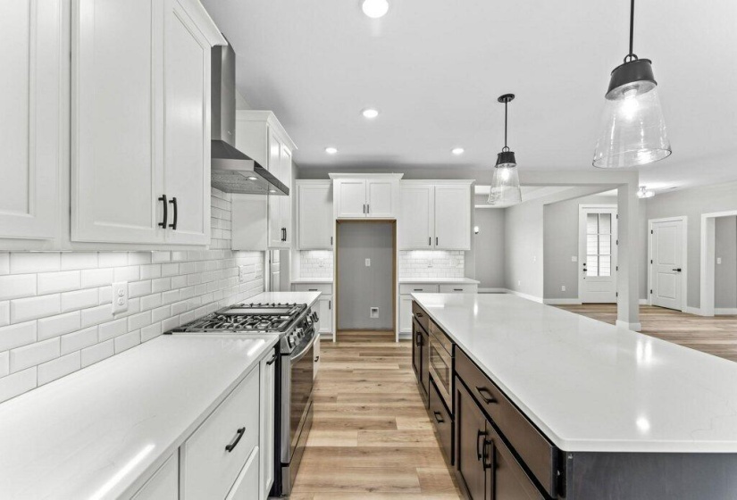 021-21-web-or-mls-DSC04747_m