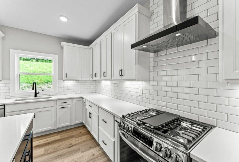 022-22-web-or-mls-DSC04763_m
