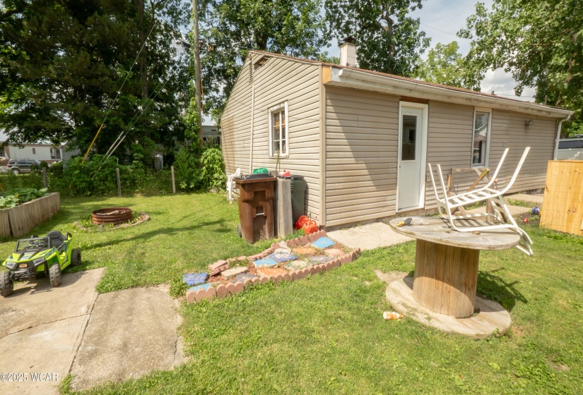 12103 Walnut Drive, Minster, Ohio, 3 Bedrooms Bedrooms, ,1 BathroomBathrooms,Residential,For Sale,Walnut,307500