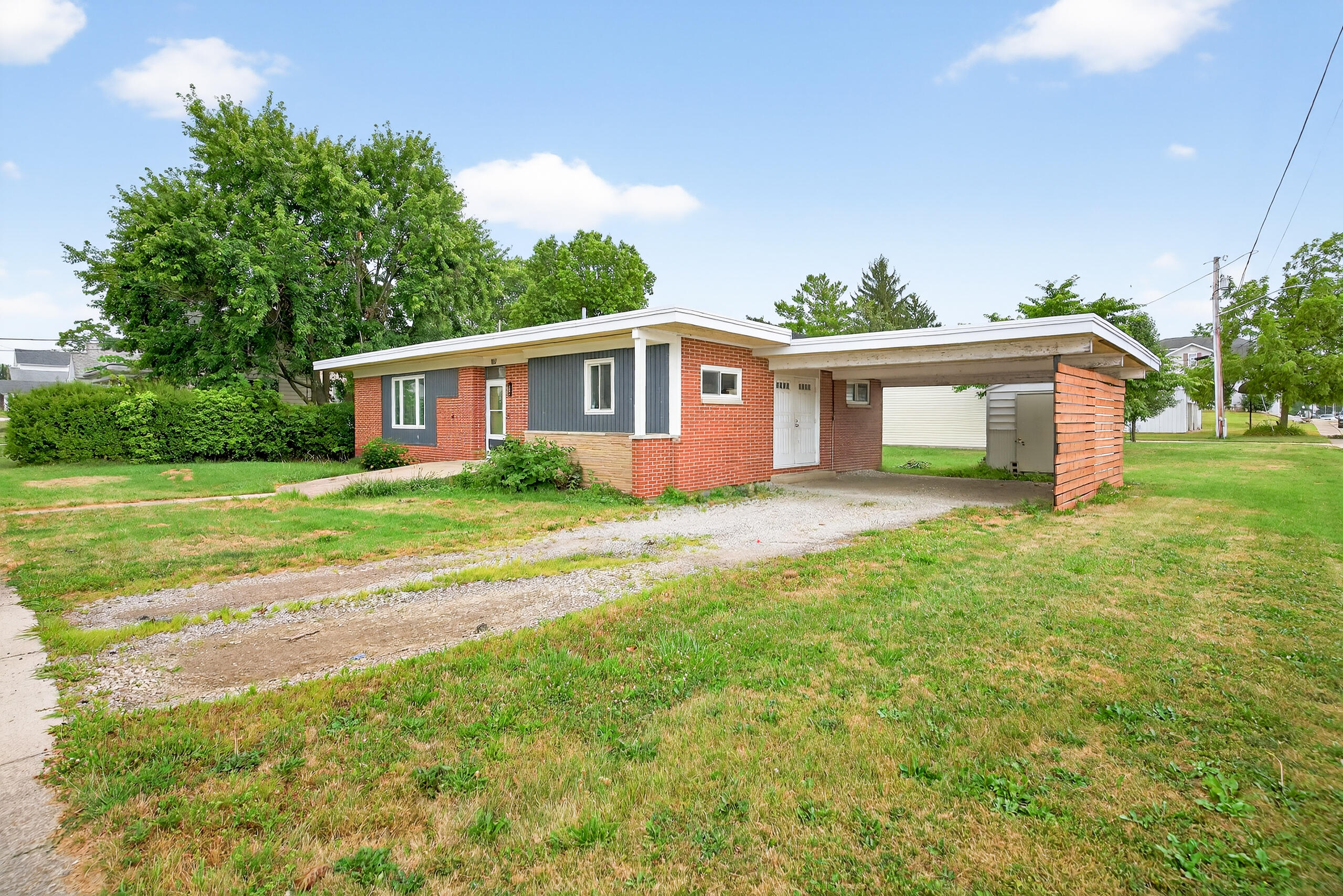 107 Walnut Street, Anna, Ohio 45302