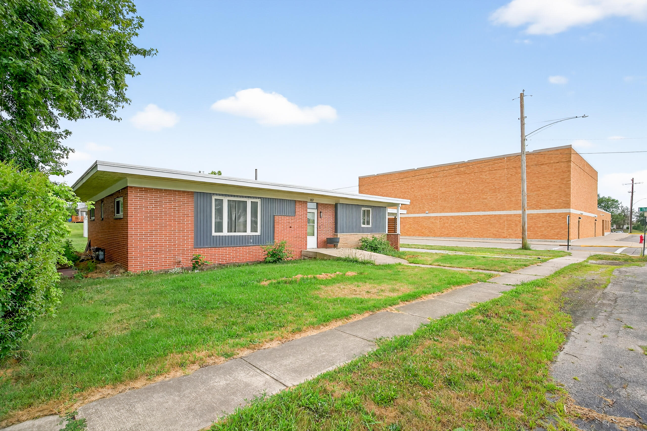 107 Walnut Street, Anna, Ohio 45302