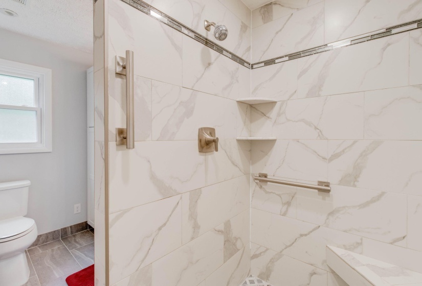 29-web-or-mls-2025 07 09 - 313IrvingAve-