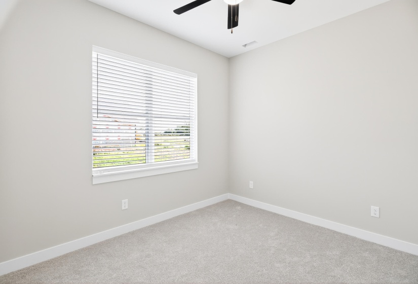 1756 1762 Creekside, Sidney-23