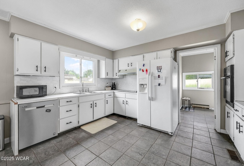 425 Edwards Street, Ada, Ohio, 4 Bedrooms Bedrooms, ,1 BathroomBathrooms,Residential,For Sale,Edwards,307467
