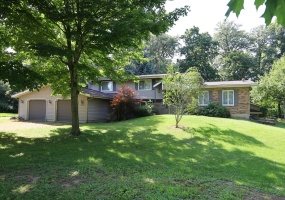 4543 Lange Road, Saint Henry, Ohio 45883, 3 Bedrooms Bedrooms, ,2 BathroomsBathrooms,Residential,For Sale,Lange,1040204